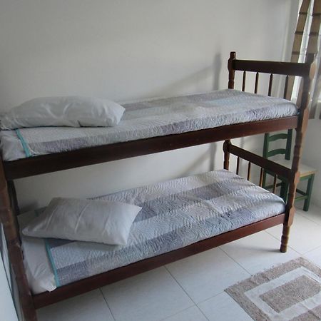 Hotel Pousada Girassol Matinhos Buitenkant foto
