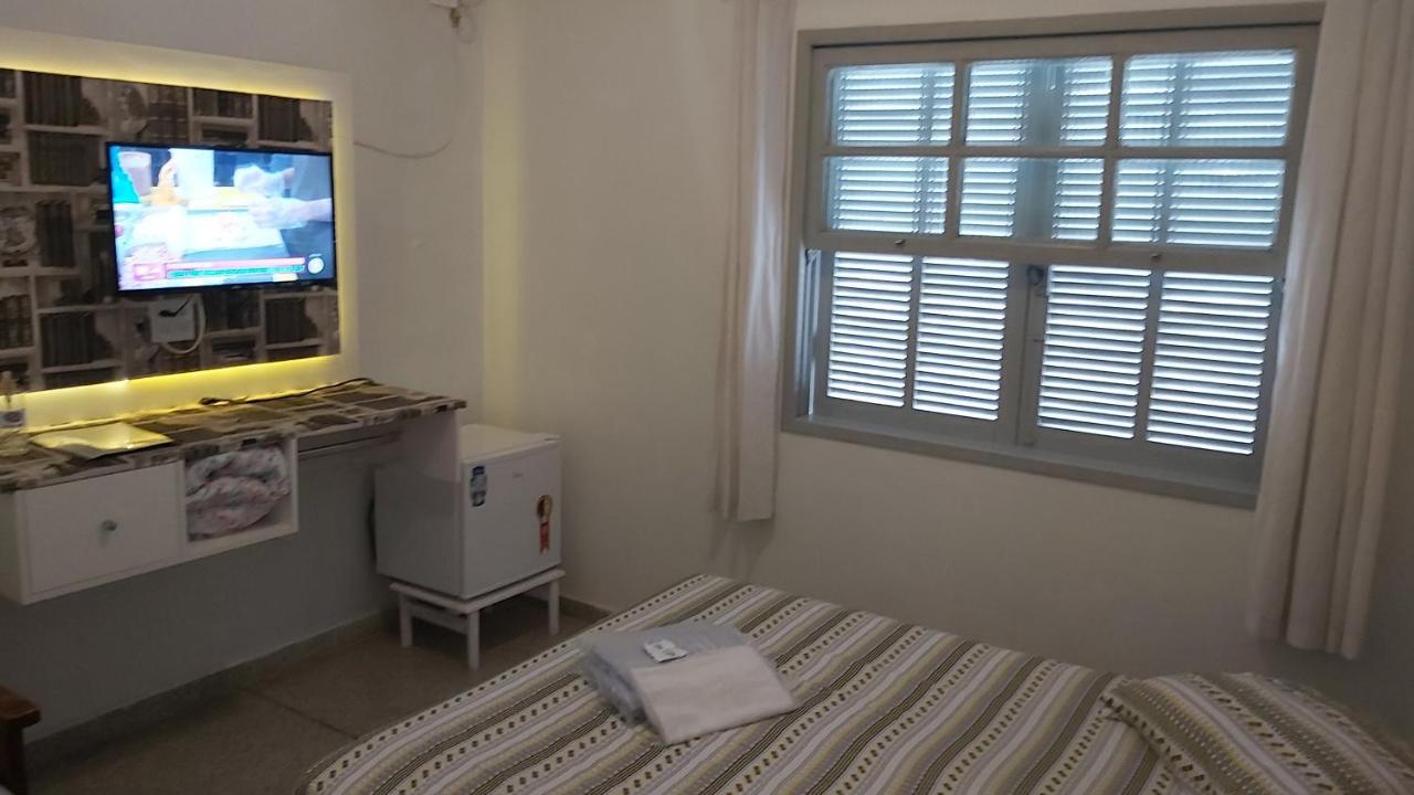 Hotel Pousada Girassol Matinhos Buitenkant foto