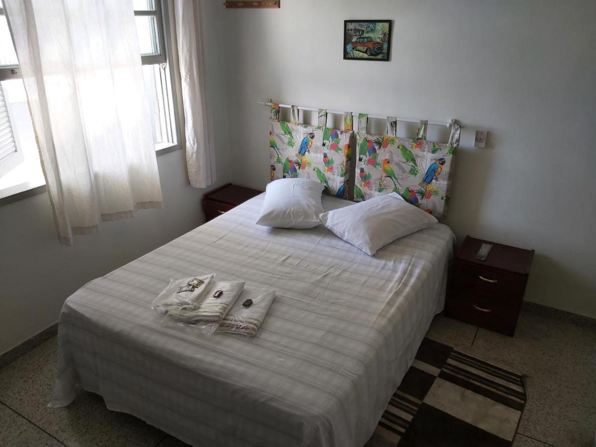 Hotel Pousada Girassol Matinhos Buitenkant foto