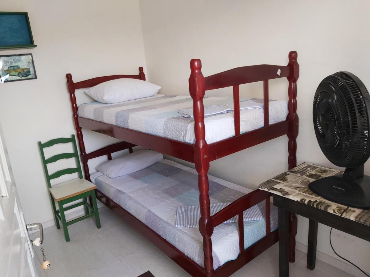 Hotel Pousada Girassol Matinhos Buitenkant foto