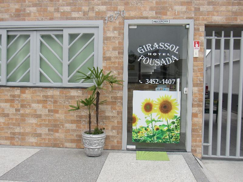 Hotel Pousada Girassol Matinhos Buitenkant foto